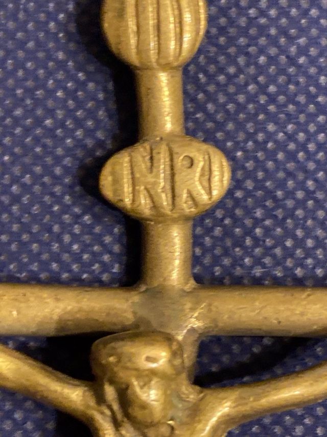 Crocifisso antico in bronzo massiccio