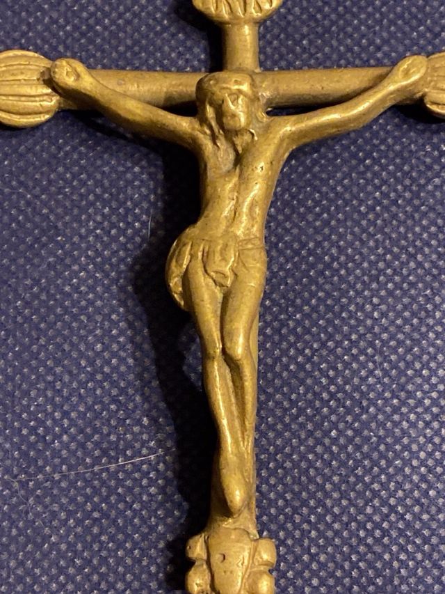 Crocifisso antico in bronzo massiccio