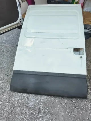 Puerta corredera Iveco Daily