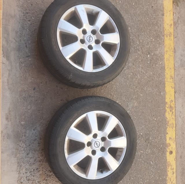 Ruedas con llantas de regalo ( Opel)