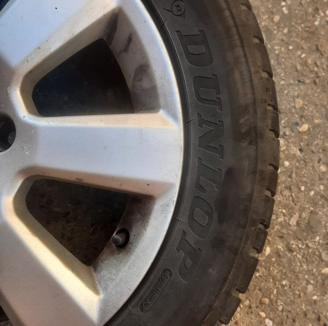 Ruedas con llantas de regalo ( Opel)