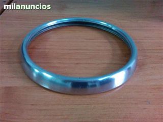 cerquillo de faro de seat 600 D