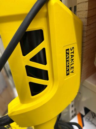 Lijadora Pared Stanley Fatmax 750W