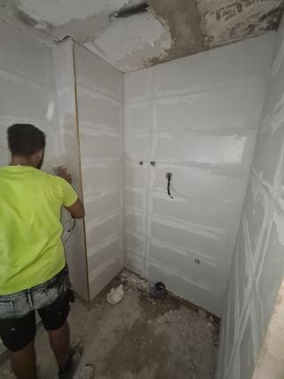 reformas integrales pisos locales piscinas fachada