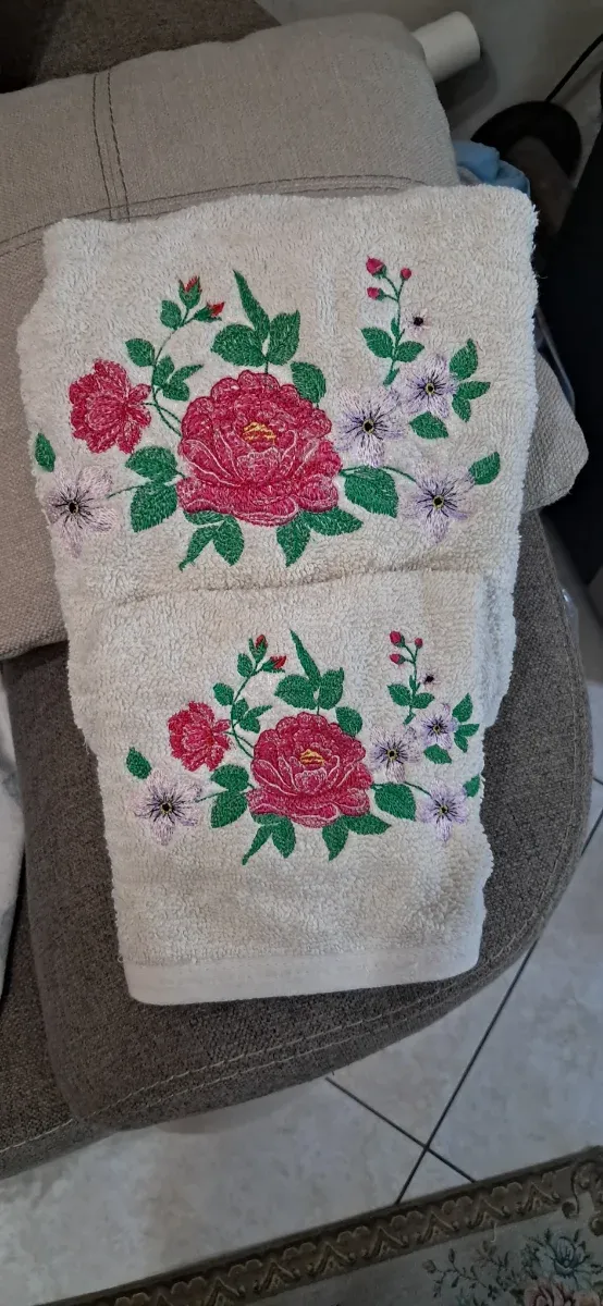 Asciugamani ricamati 100x50 40x60