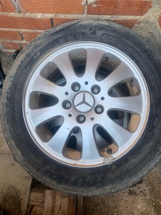 Llantas Mercedes R15