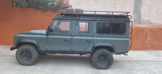 Land Rover Defender 2007