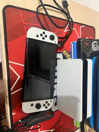 Nintendo Switch OLED + Pokémon Pearl