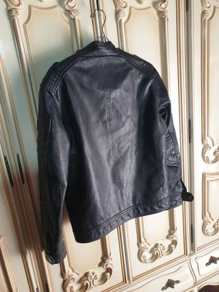 Chaqueta Cuero Sintético Negra