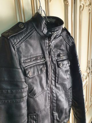 Chaqueta Cuero Sintético Negra