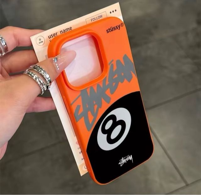 Funda iPhone 8 ball.