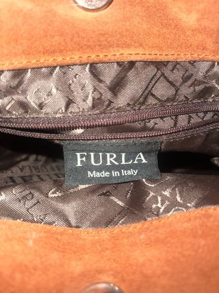 Bolso de ante Furla marrón