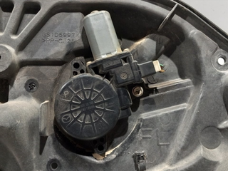 ELEVALUNAS DELANTERO IZQUIERDO MAZDA 6 FAMILIAR (