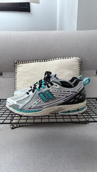 New Balance 1906R Gris/Turquesa