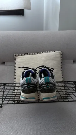 New Balance 1906R Gris/Turquesa