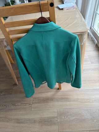 Cazadora verde mujer KOOKAI