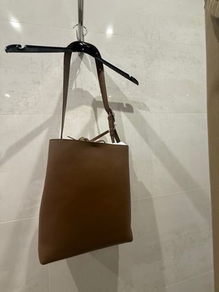 Bolso Bimba y Lola Carlino Roble