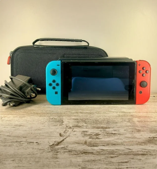 Nintendo Switch Azul/Rojo