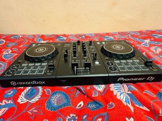 Controlador DJ Pioneer DDJ-400 Negro