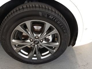 Ford Kuga Vignale 2.5 Duratec PHEV 165kW Auto