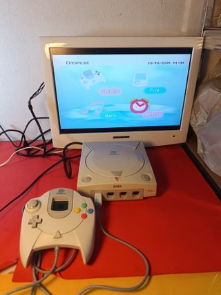 Sega Dreamcast con GDEMU y Memory Card