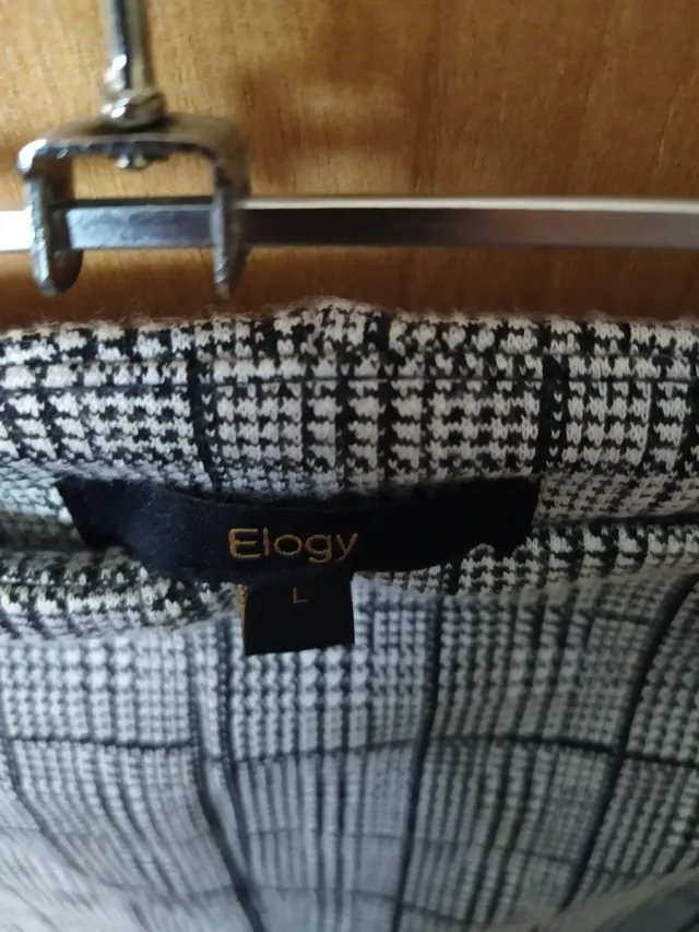 Pantalón/leggins cuadros gris y negro