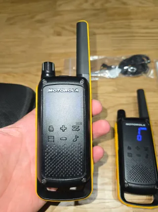 Coppia Radio Motorola T82 Extreme