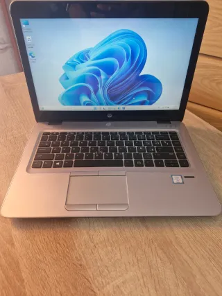 HP EliteBook i7 Táctil Plata/Negro