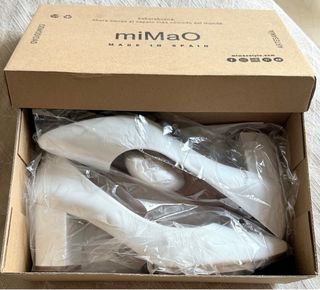 Zapatos de tacón blancos