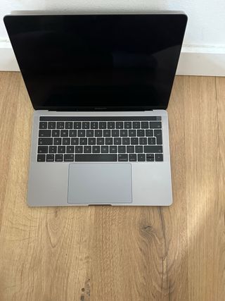 MacBook Pro 13 2017 Touch Bar 16GB