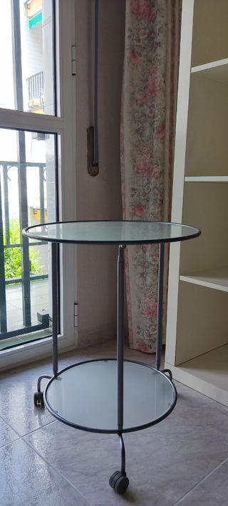 Mesa auxiliar redonda Ikea