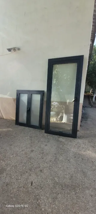 Balconera y ventana oscilobatiente