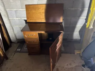 Mueble máquina de coser de madera