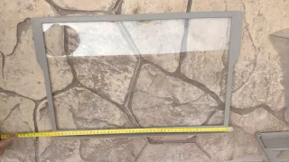 Marco y cristal Edesa frigorífico
5 bandejas 