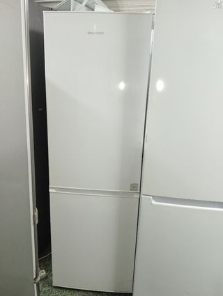 Nevera Daewoo Blanca