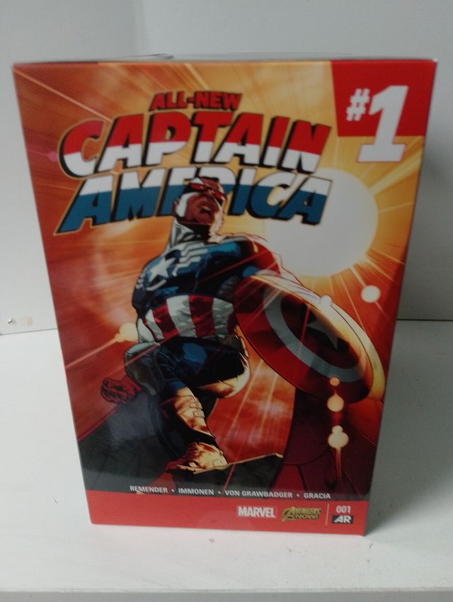 Figura Marvel Capitão América 14+