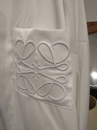 Camisa satinada oversize blanca