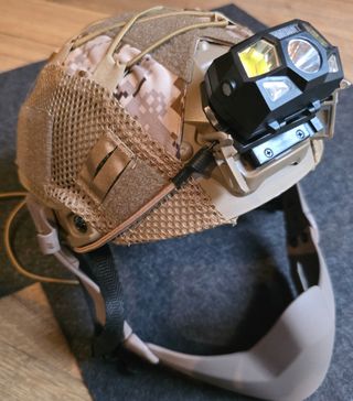 Casco Táctico ligero, para Paintball y otros. 