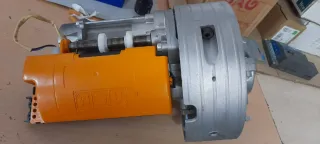 Motor para puerta enrollable 
