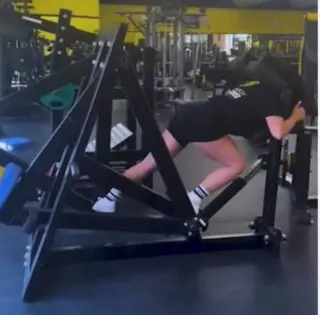 Máquina de Fitness Profesional
POWER RUNNER