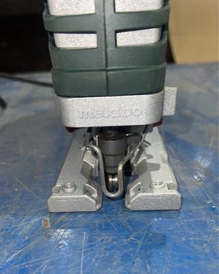 Sierra de calar Metabo STEB 140 Plus 750W