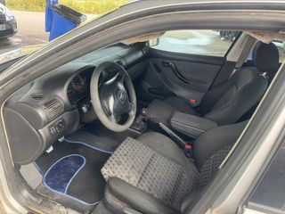 SEAT Leon 1.6i 105cv