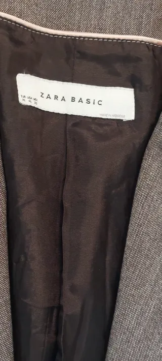 Americana Zara Marrón Talla M