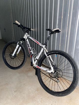 Bicicleta BH Blanca Talla 28