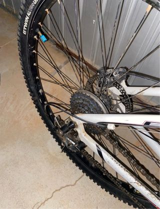 Bicicleta BH Blanca Talla 28