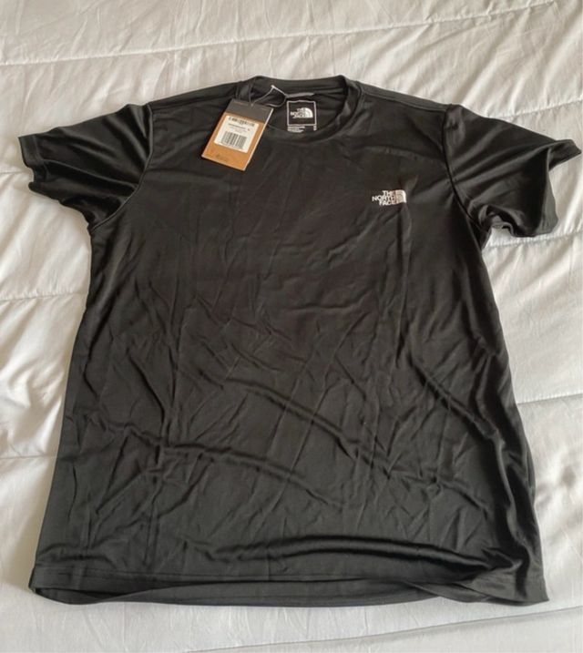 Camiseta The North Face Negra Deportiva