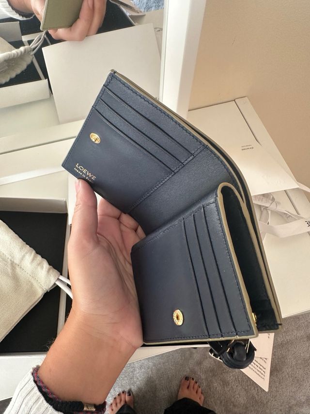 Cartera Loewe KNOT verde nueva con etiquetas