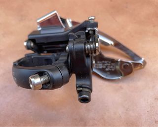 Desviador delantero Shimano Deore