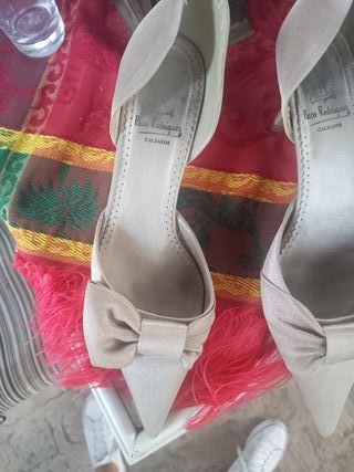 Zapatos Paco Rodríguez Beige Talla 41 Raso