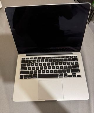 MacBook Pro 2015 256GB 16GB RAM i5 + Cargador